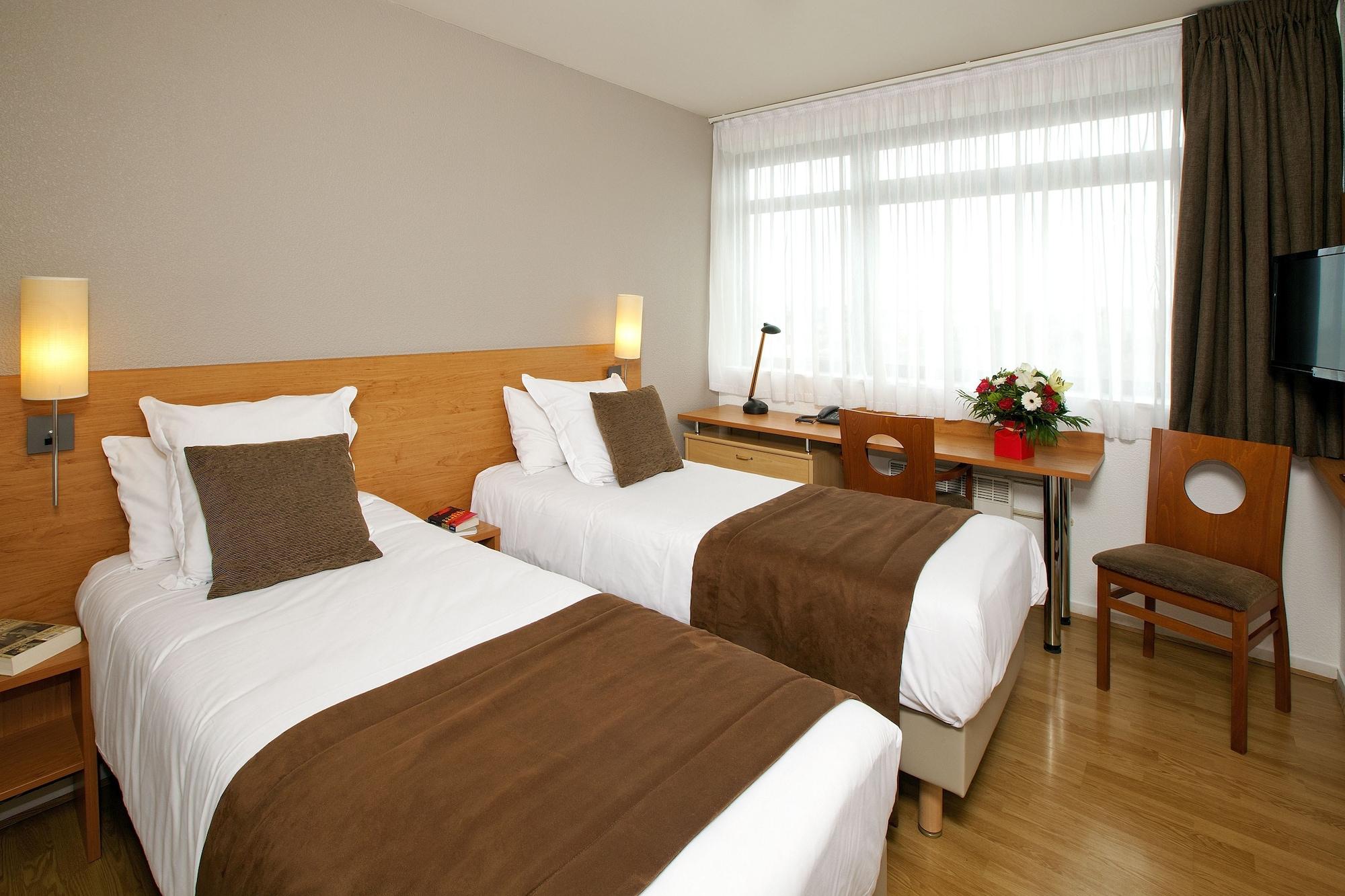 Sejours & Affaires Rennes De Bretagne Aparthotel Bagian luar foto