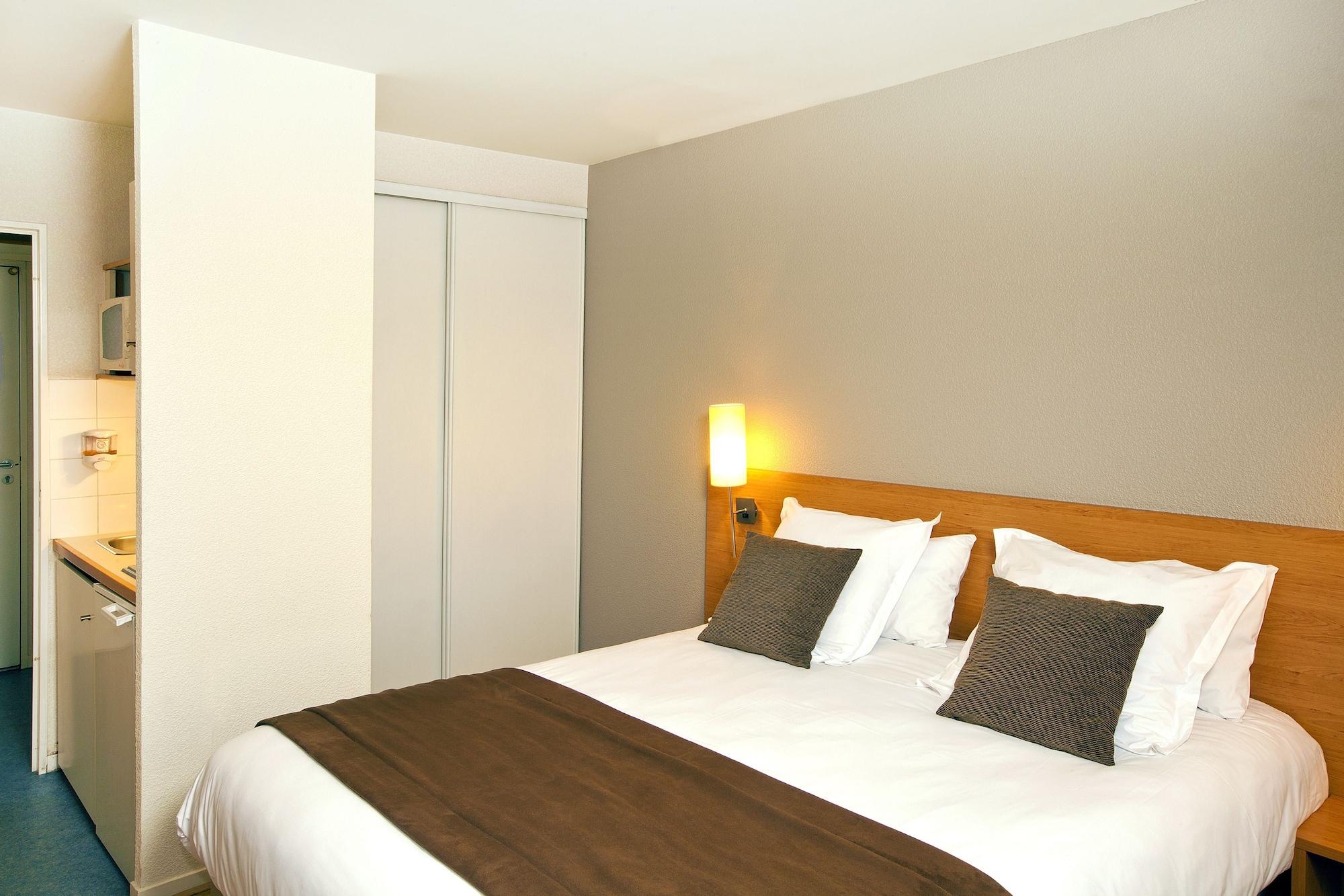 Sejours & Affaires Rennes De Bretagne Aparthotel Bagian luar foto