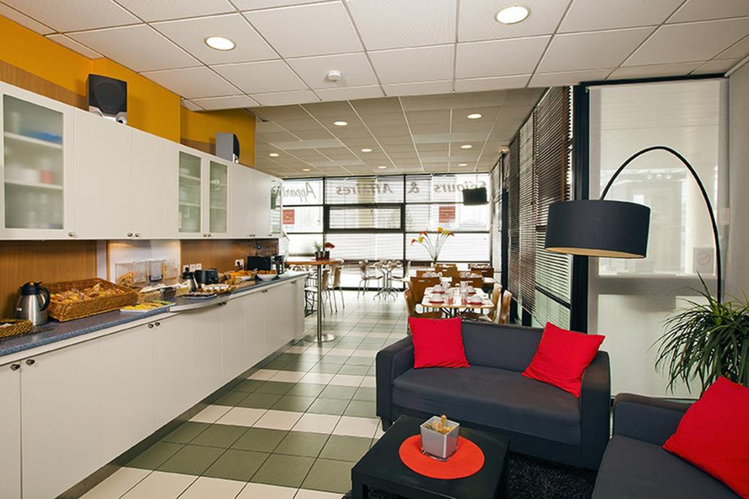 Sejours & Affaires Rennes De Bretagne Aparthotel Bagian luar foto