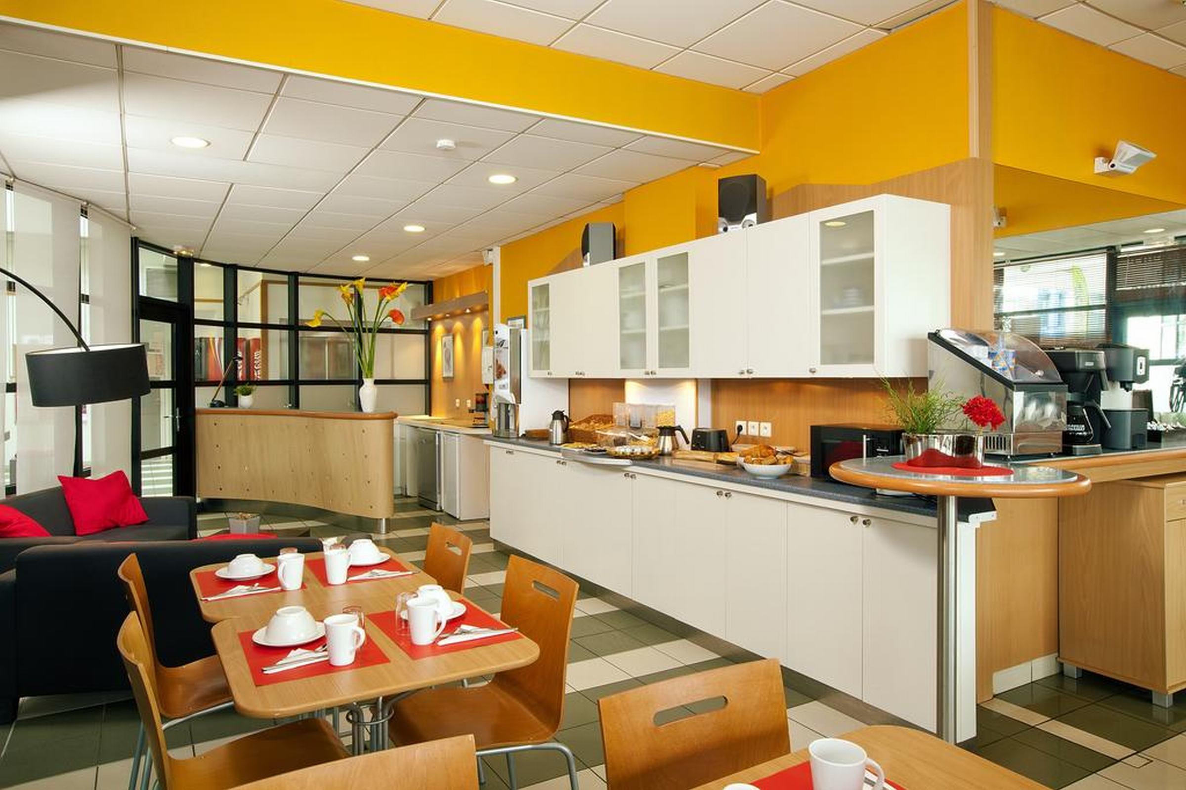 Sejours & Affaires Rennes De Bretagne Aparthotel Bagian luar foto